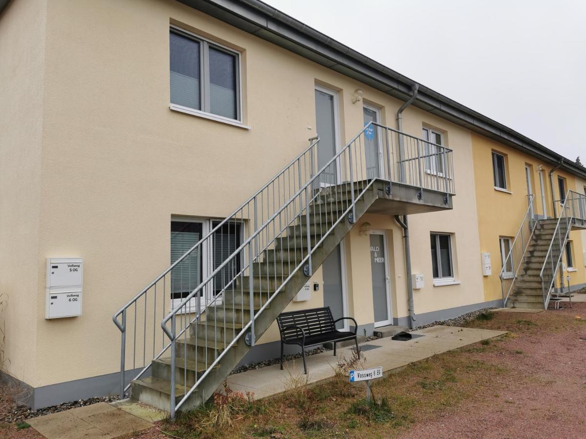 Moorhexe 2 Lägenhet Gelbensande Exteriör bild